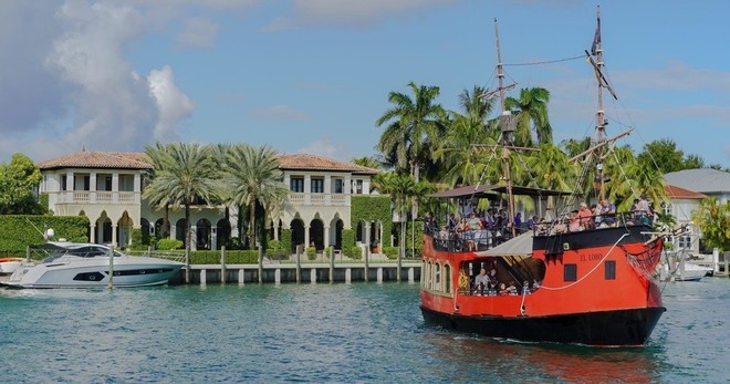 Miami Pirate Boat Tour