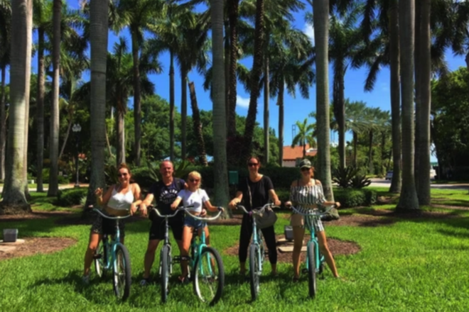 South Beach Bicycle Tour - 2 hours / Ages 5+
