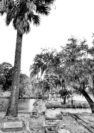 Spirits of Magnolia Cemetery Tour - 1.5 Hours