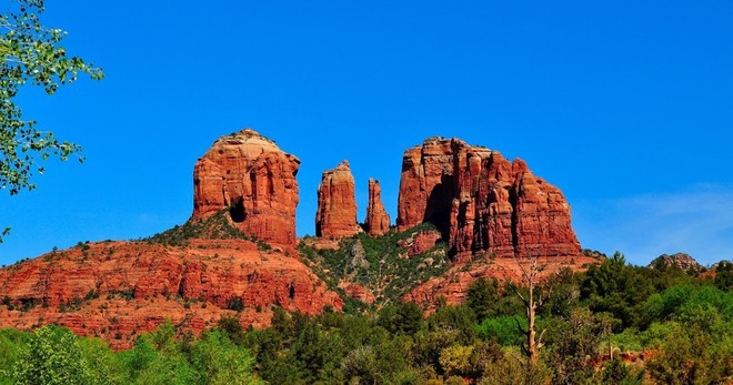 Scenic Route and Wine - 8hrs Ages 21+ • 2 person minimum