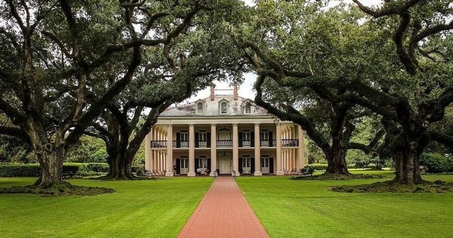 Oak Alley Plantation Tour - 5.5hrs