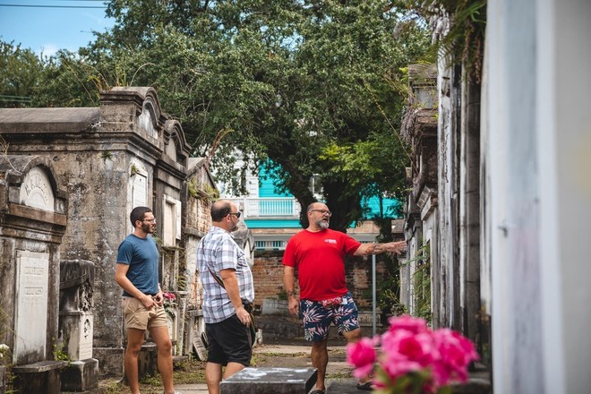 New Orleans Garden District Tour (PRIVATE) - 2hrs