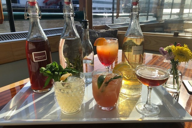 Classic Cocktails with a Twist aboard Yacht Manhattan 1.5hrs