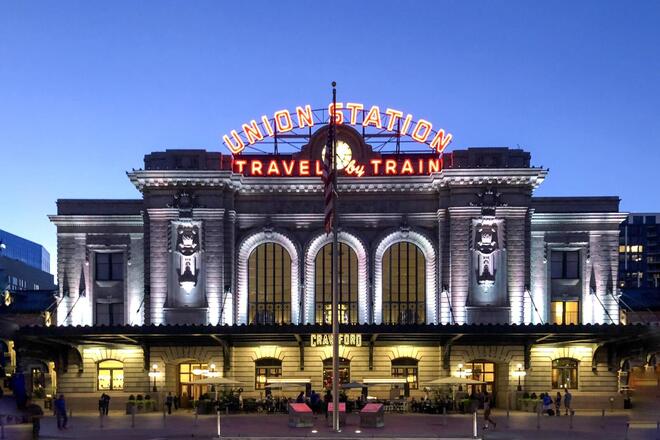 2 hour LoDo Walking Tour