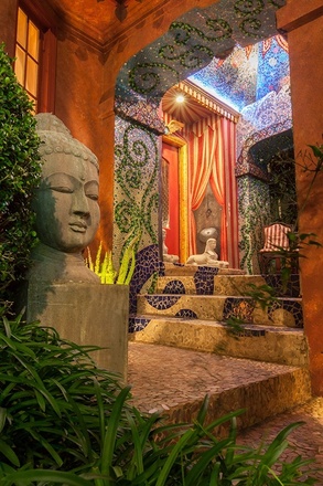 Outdoor Tour: Riddle of the Sphinx