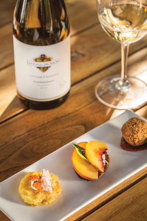 Russian River Weekend Wine Tasting and 4- Course Wine - Pair