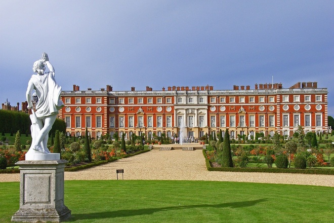 Hampton Court Palace Day Trip