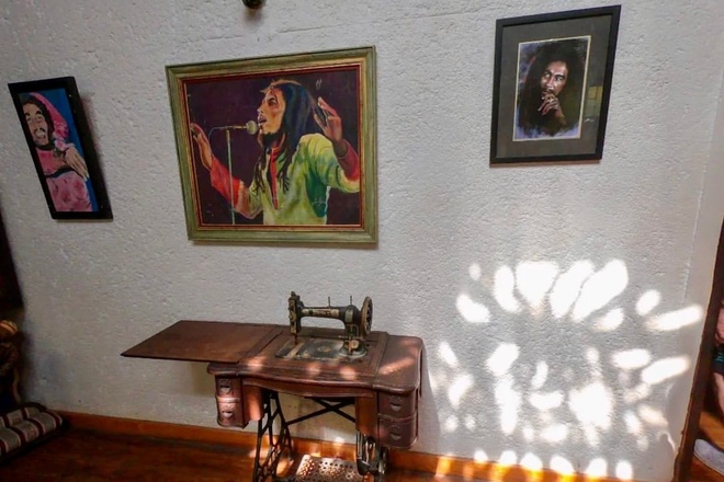Bob Marley Mausoleum Tour