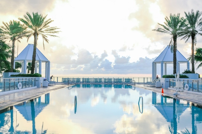 Diplomat Beach Resort